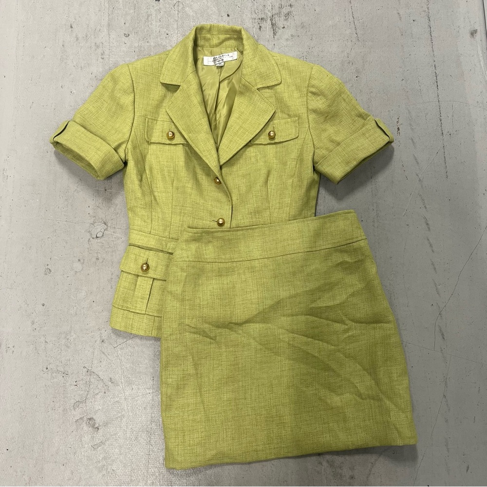 Tahari Skirt Set